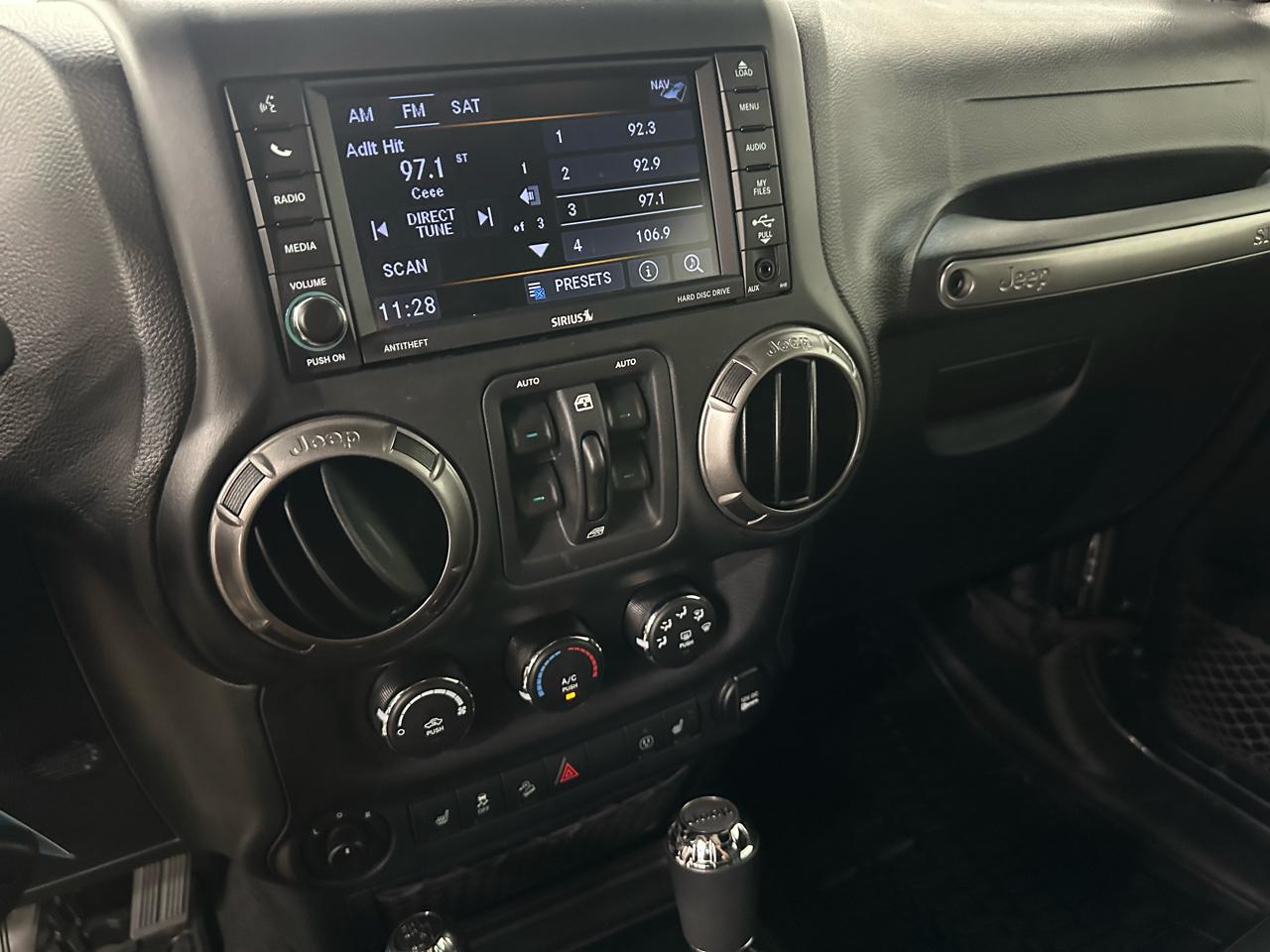 Jeep Wrangler JK Unlimited Sahara 4WD 2018