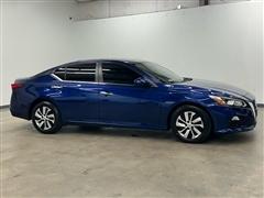 2019 Nissan Altima 