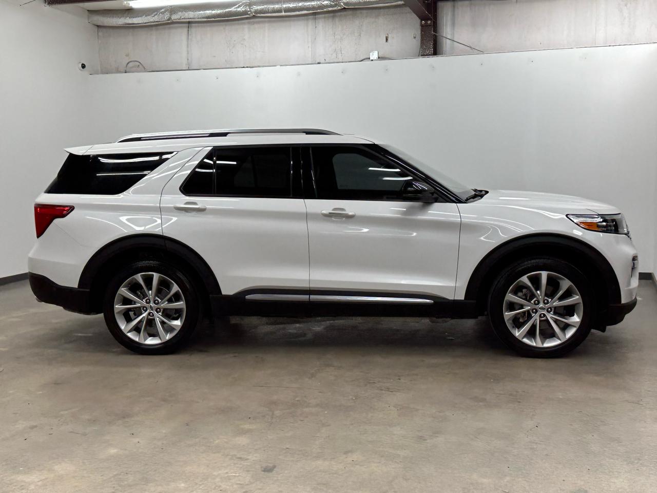 Ford Explorer Platinum AWD 2021