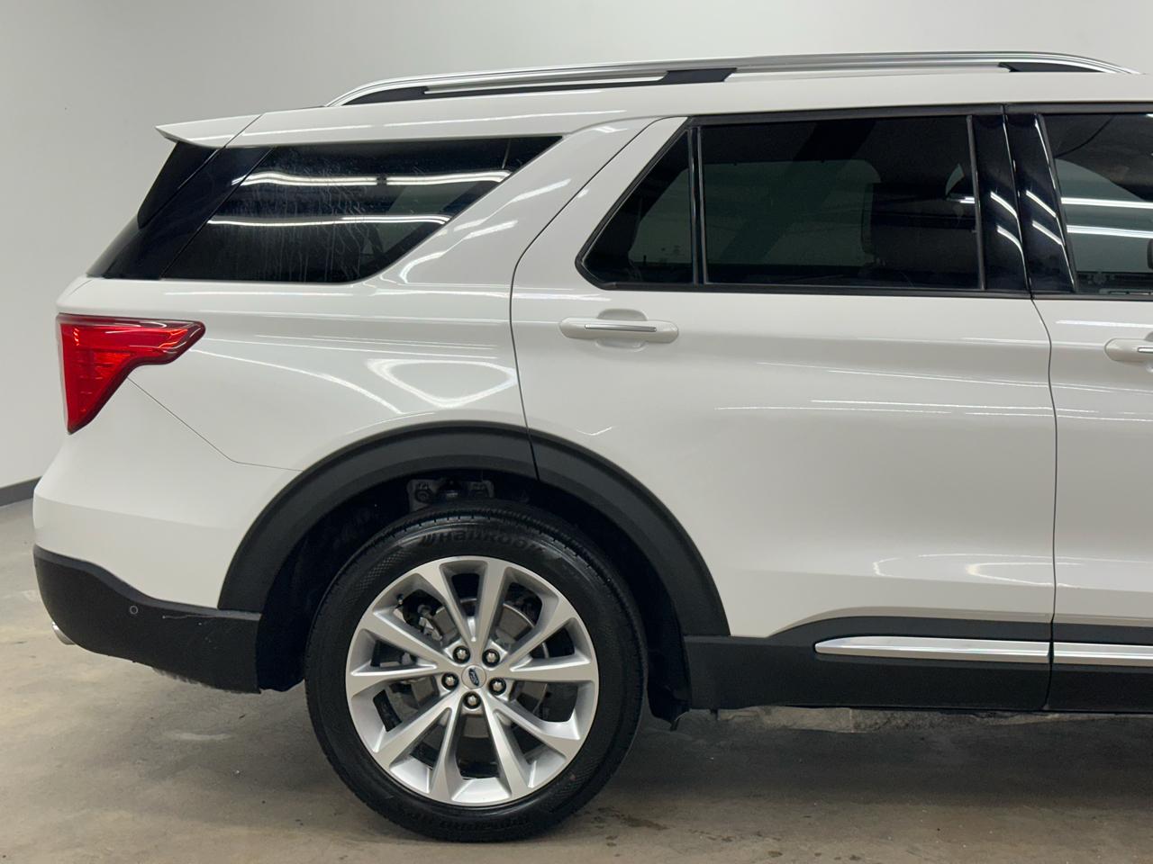 Ford Explorer Platinum AWD 2021