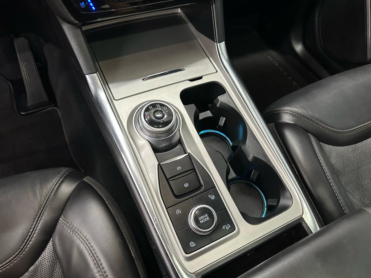 Ford Explorer Platinum AWD 2021