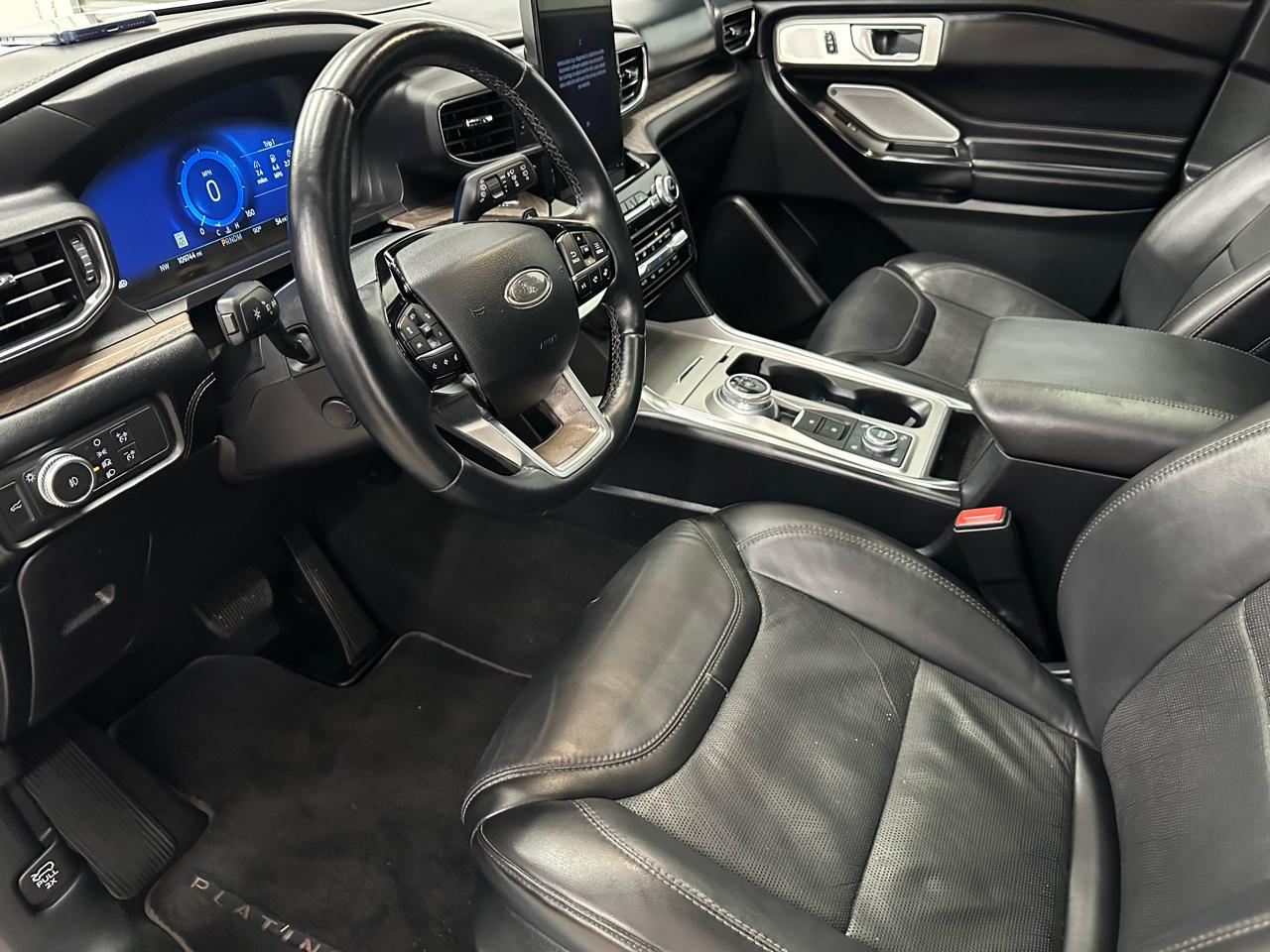 Ford Explorer Platinum AWD 2021