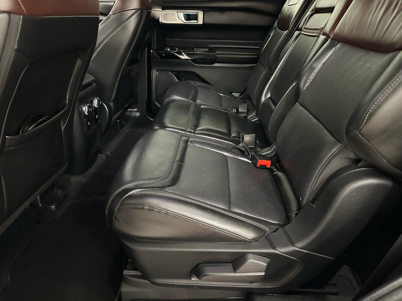 Ford Explorer Platinum AWD 2021