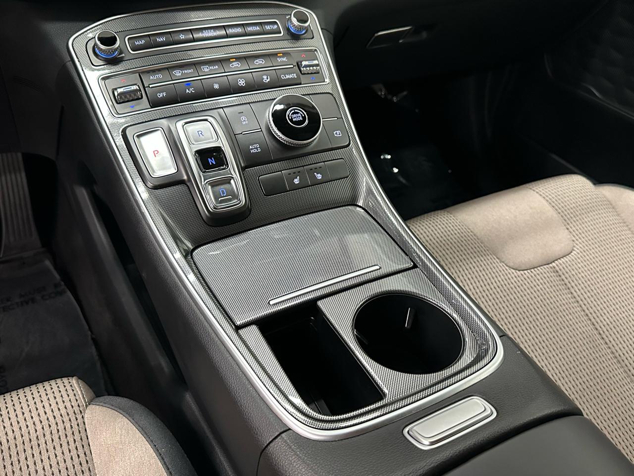 Hyundai Santa Fe SEL 2023
