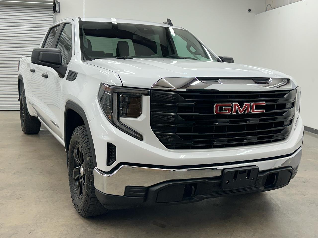 GMC Sierra 1500 Pro Crew Cab Short Box 4WD 2024