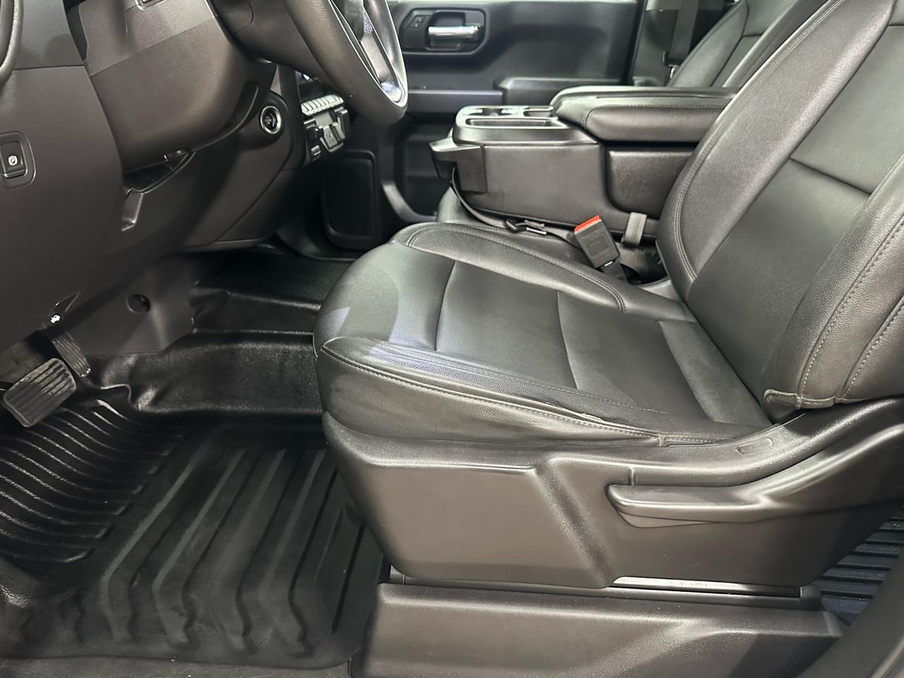 GMC Sierra 1500 Pro Crew Cab Short Box 4WD 2024