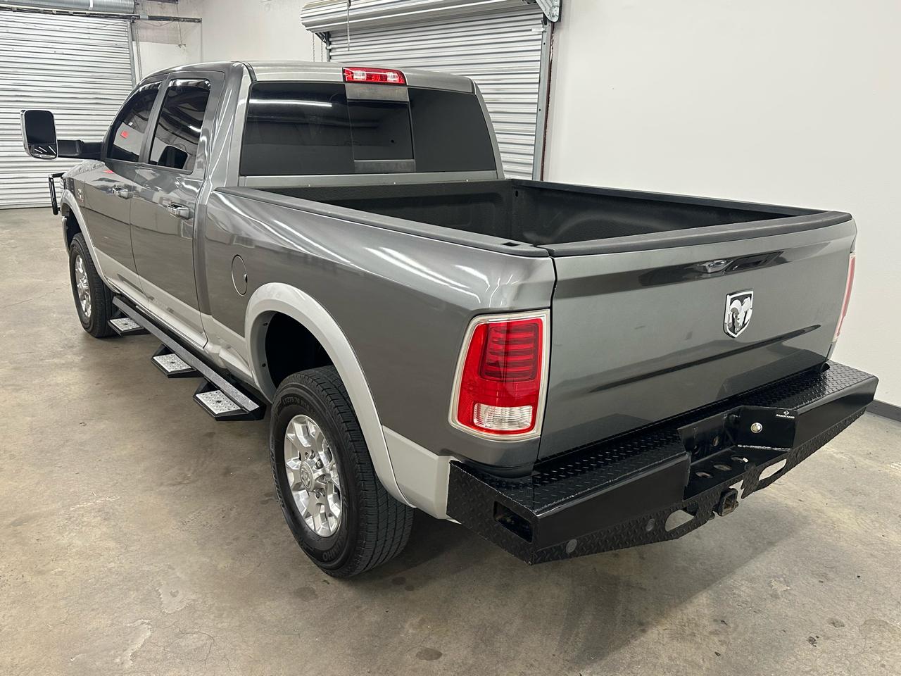 RAM 2500 Laramie Crew Cab SWB 4WD 2013