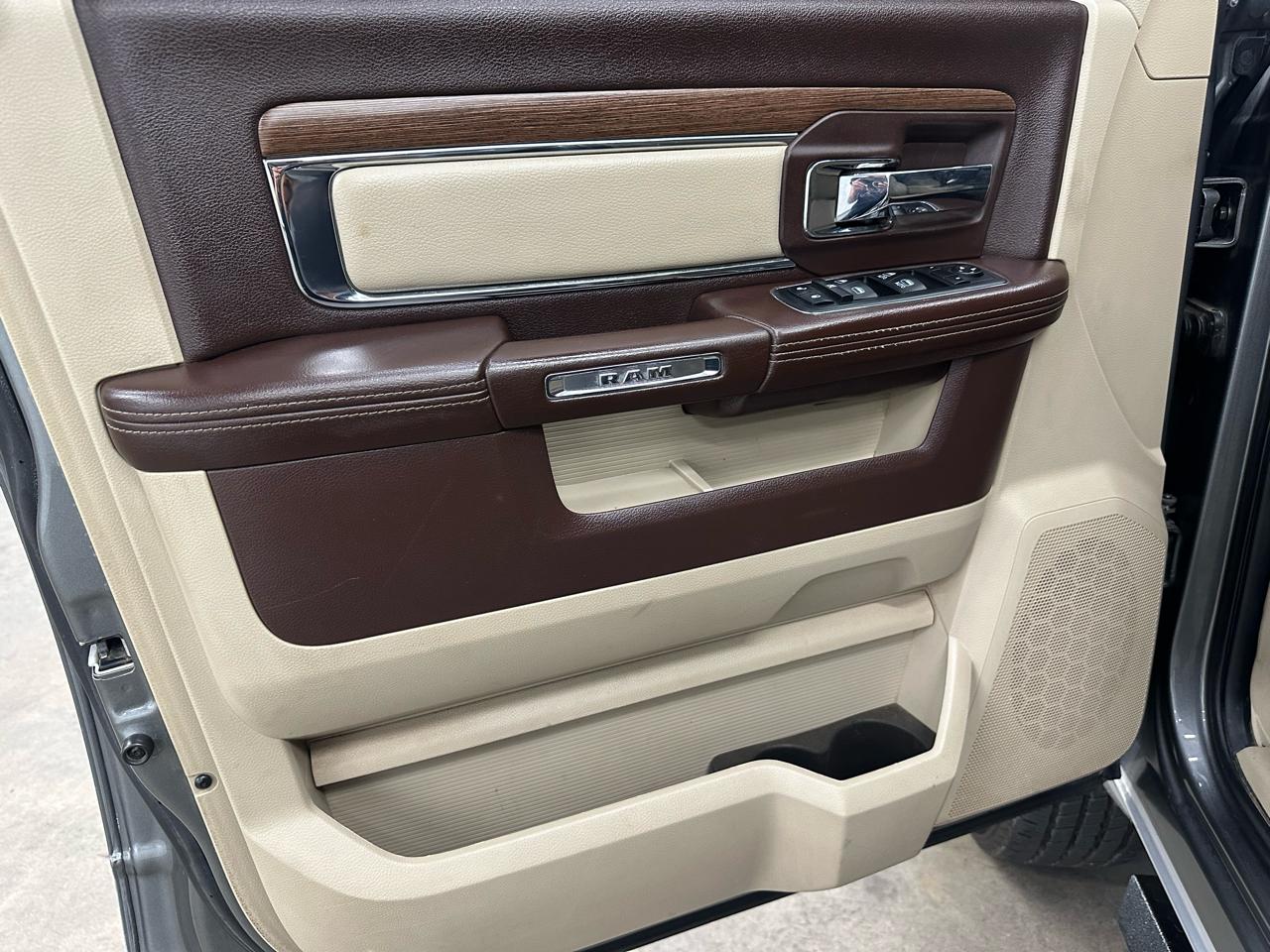 RAM 2500 Laramie Crew Cab SWB 4WD 2013