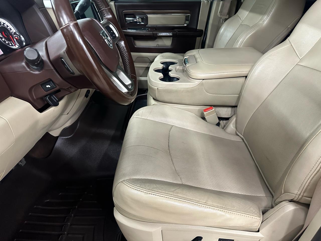 RAM 2500 Laramie Crew Cab SWB 4WD 2013