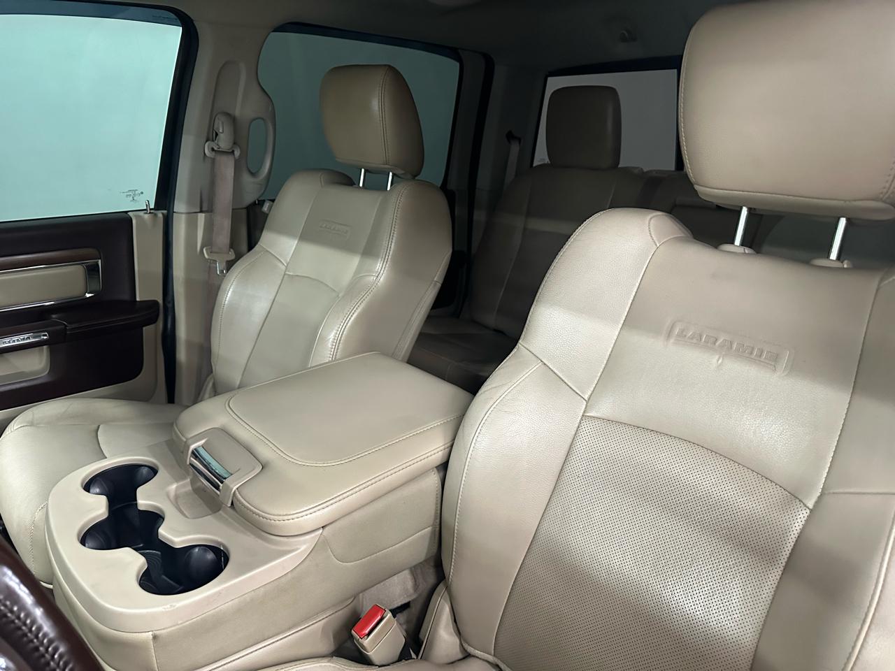 RAM 2500 Laramie Crew Cab SWB 4WD 2013