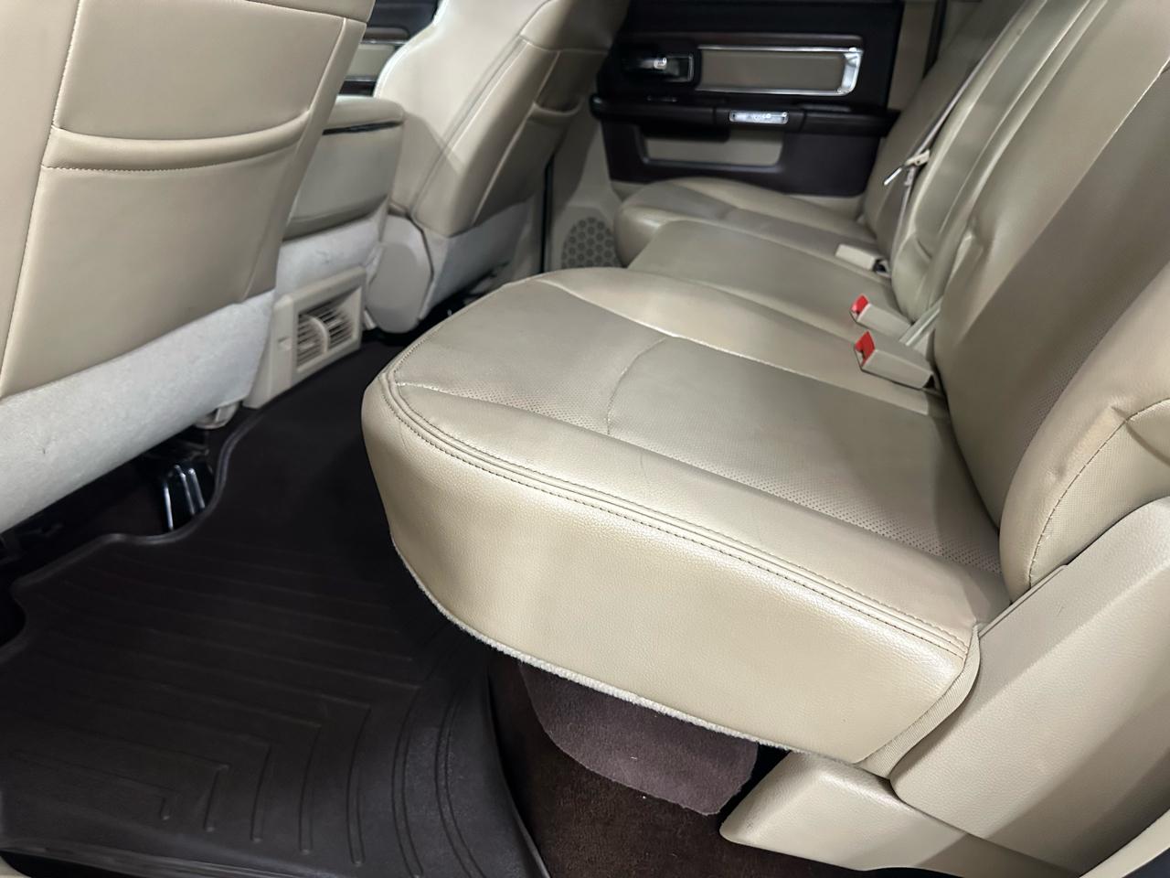 RAM 2500 Laramie Crew Cab SWB 4WD 2013