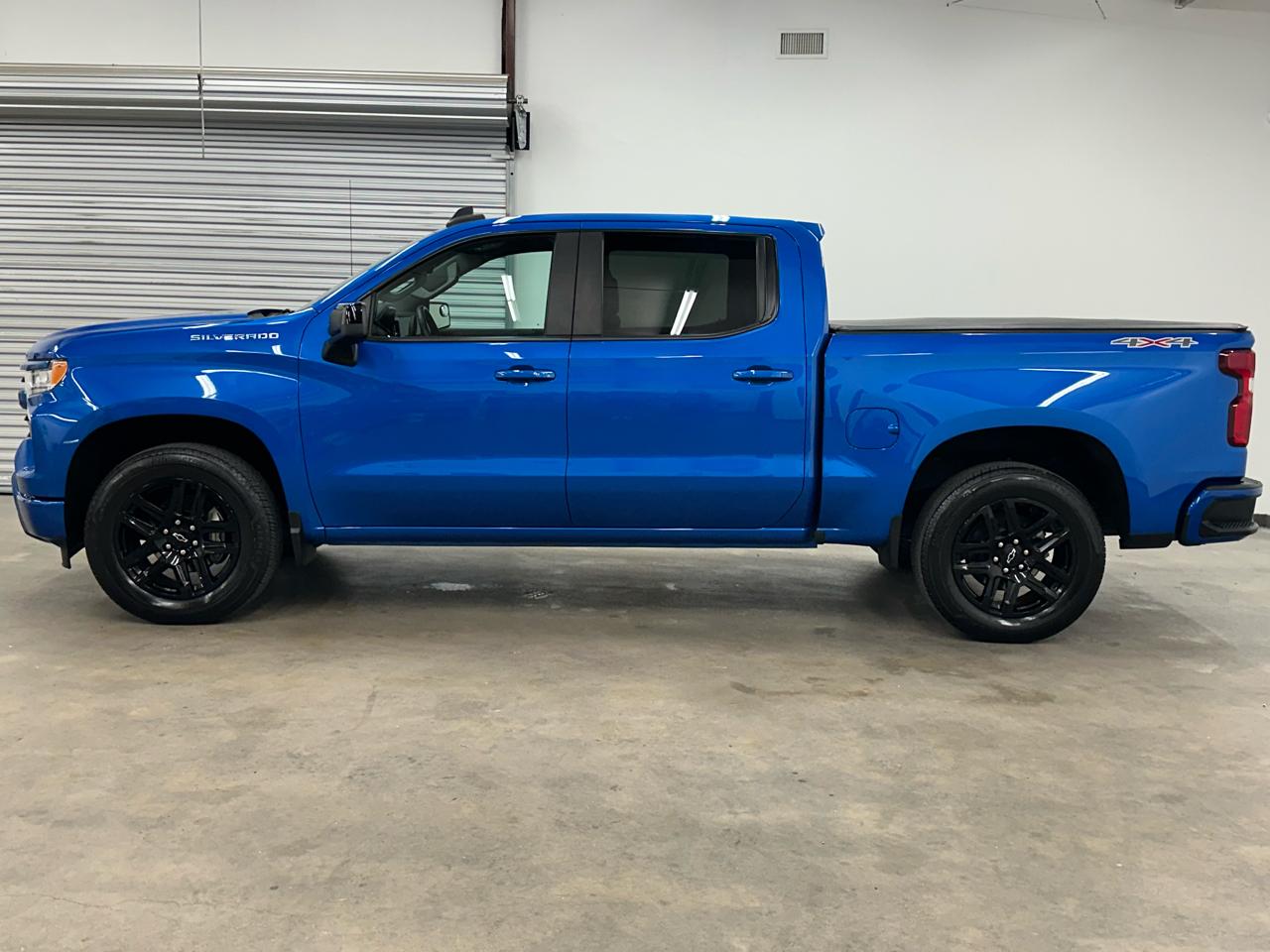 Chevrolet Silverado 1500 RST Crew Cab 4WD 2024
