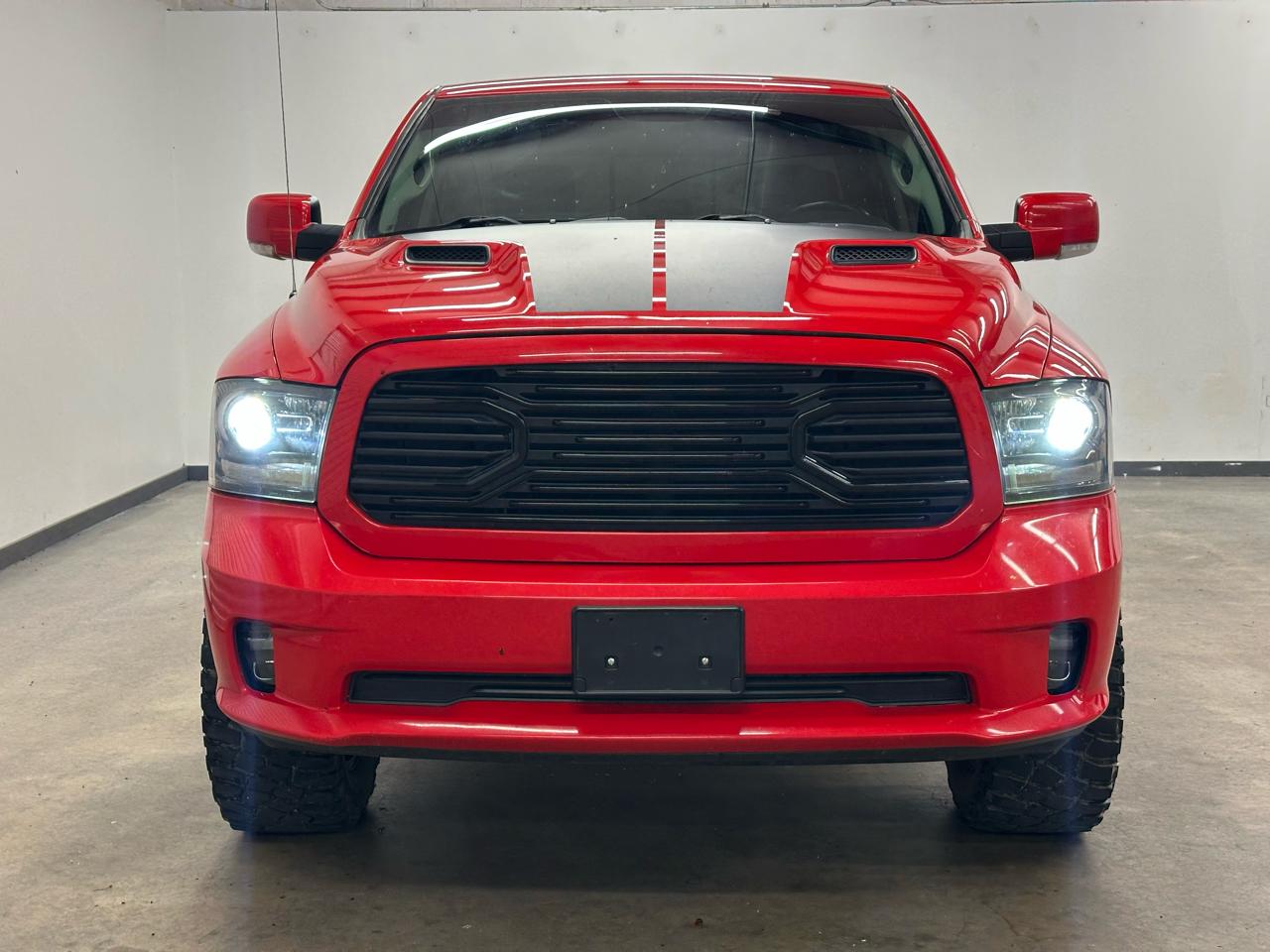 RAM 1500 Sport Crew Cab SWB 4WD 2016