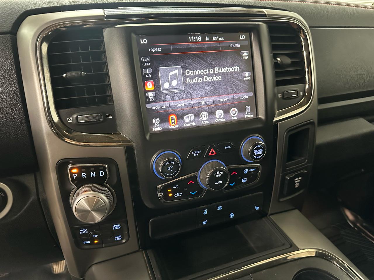RAM 1500 Sport Crew Cab SWB 4WD 2016