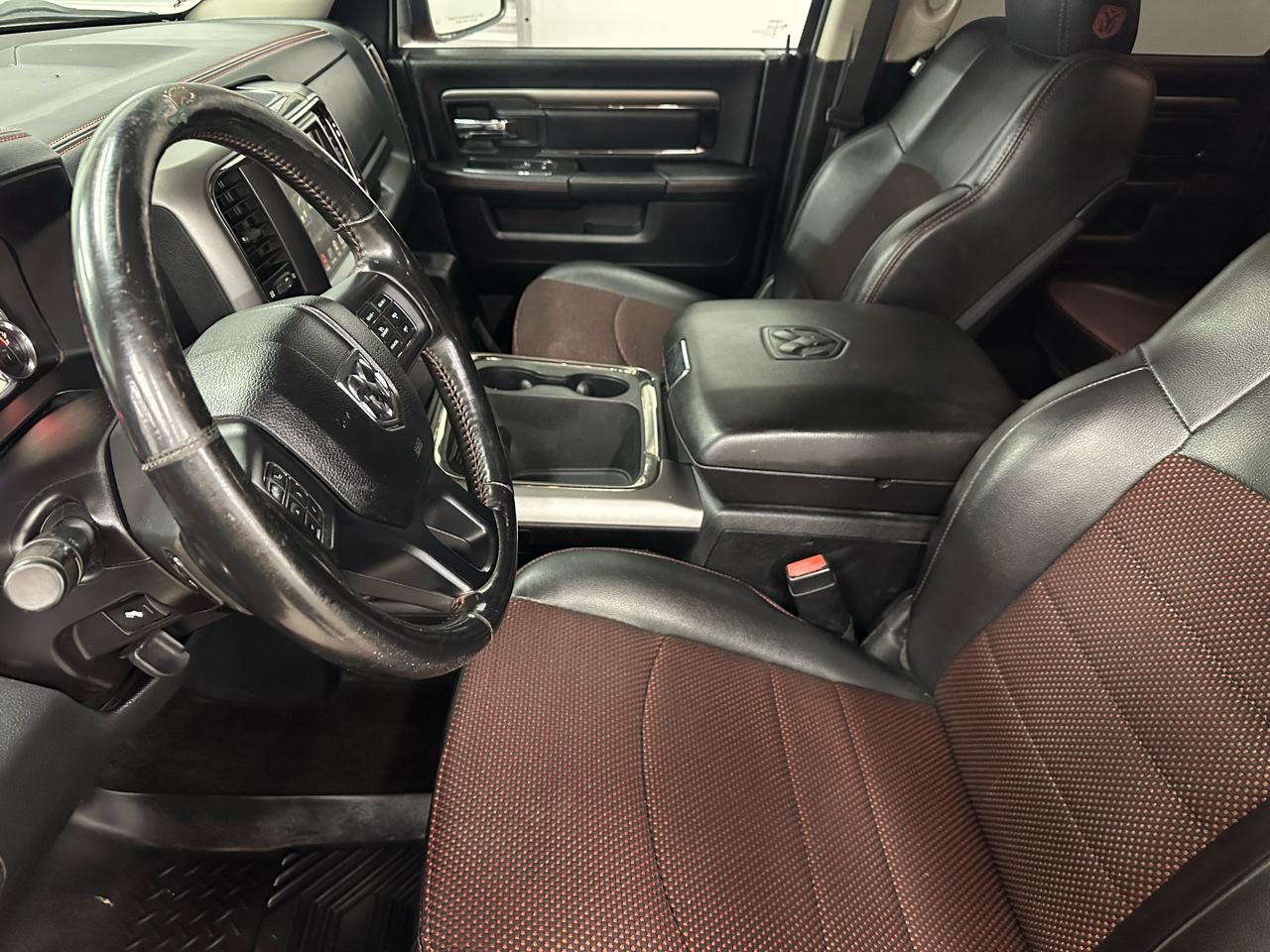 RAM 1500 Sport Crew Cab SWB 4WD 2016