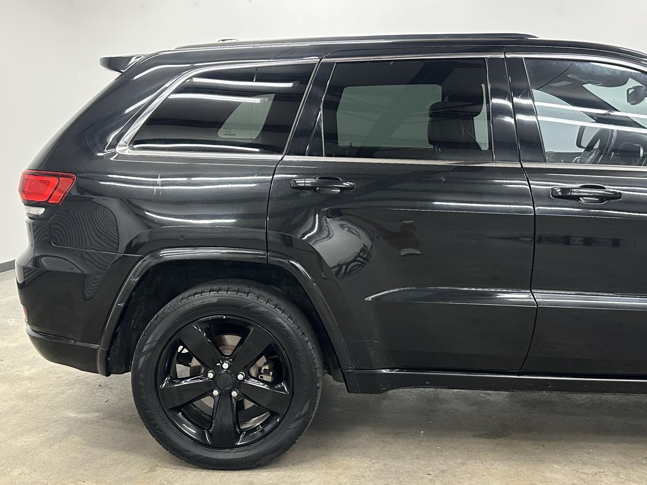 Jeep Grand Cherokee Laredo 2WD 2015