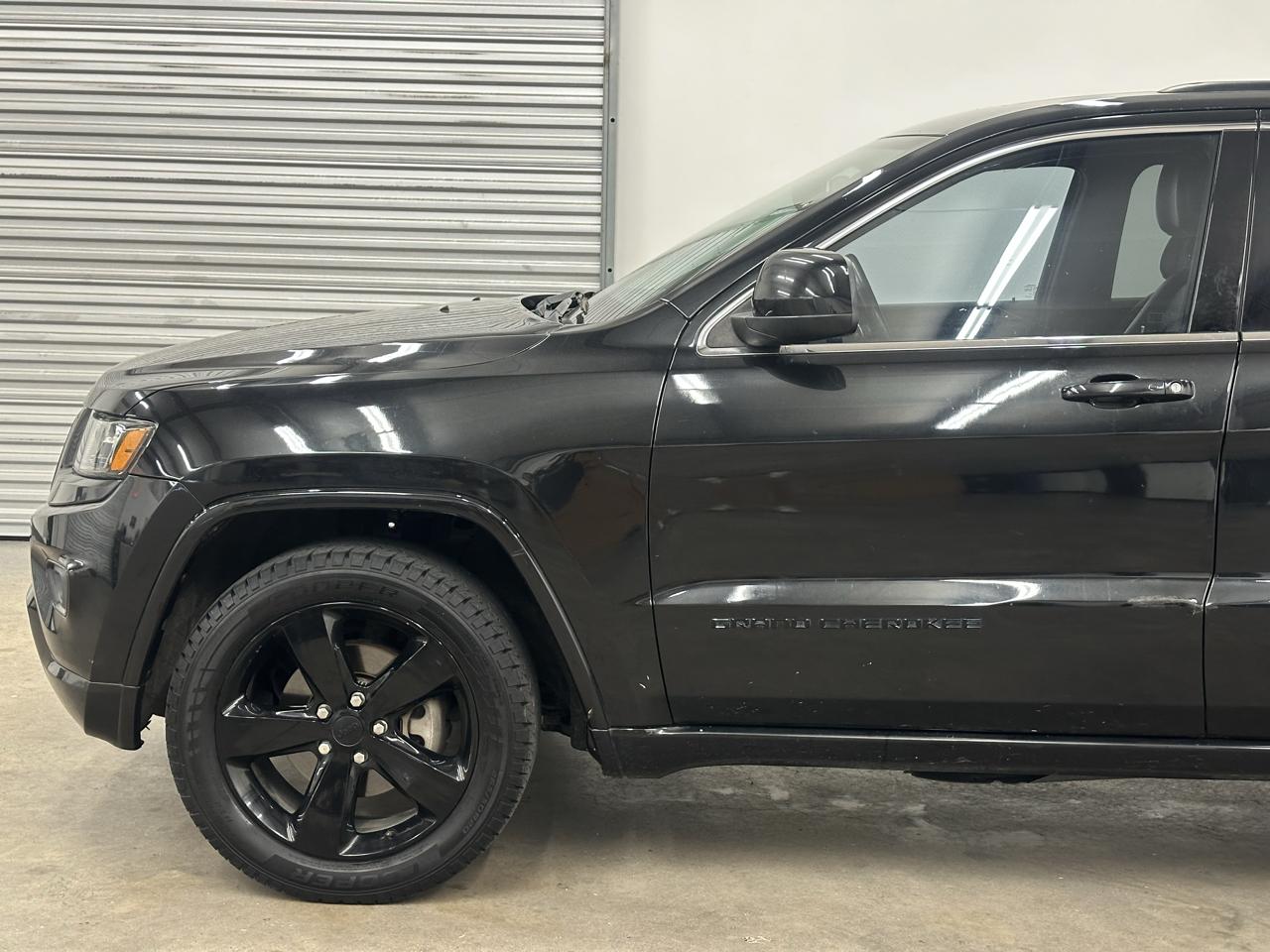 Jeep Grand Cherokee Laredo 2WD 2015