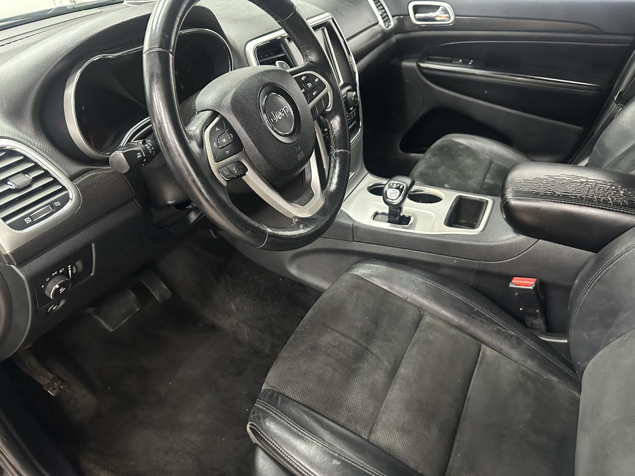 Jeep Grand Cherokee Laredo 2WD 2015