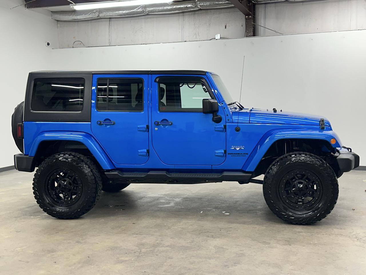 Jeep Wrangler Unlimited Sahara 4WD 2016
