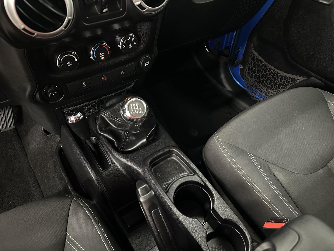 Jeep Wrangler Unlimited Sahara 4WD 2016