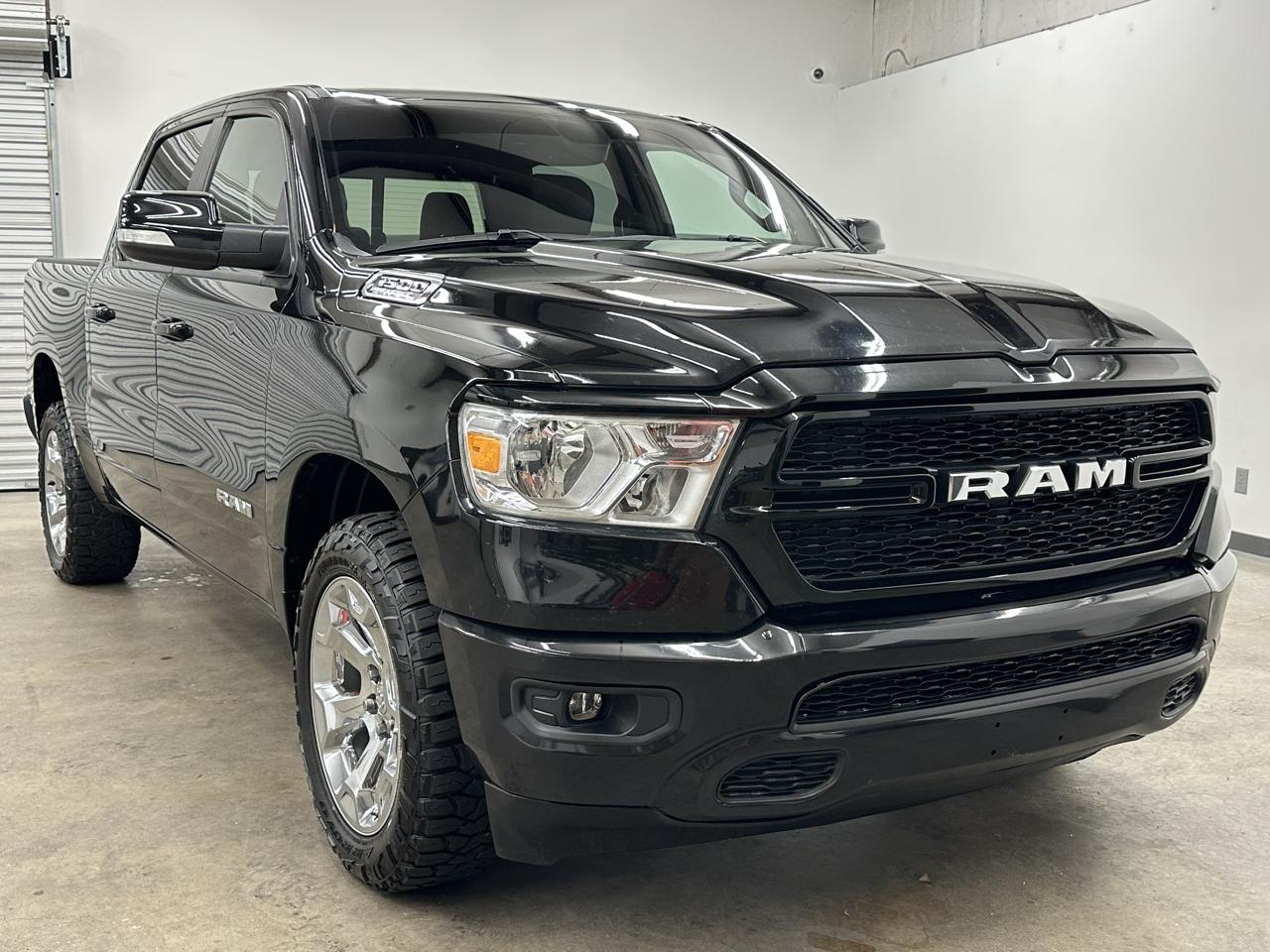 RAM 1500 Lone Star Crew Cab SB 4WD 2022