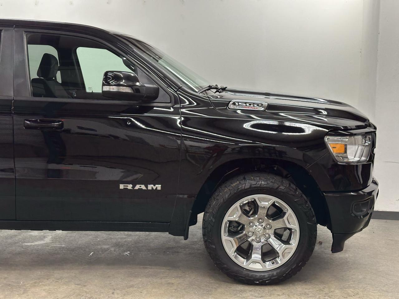 RAM 1500 Lone Star Crew Cab SB 4WD 2022