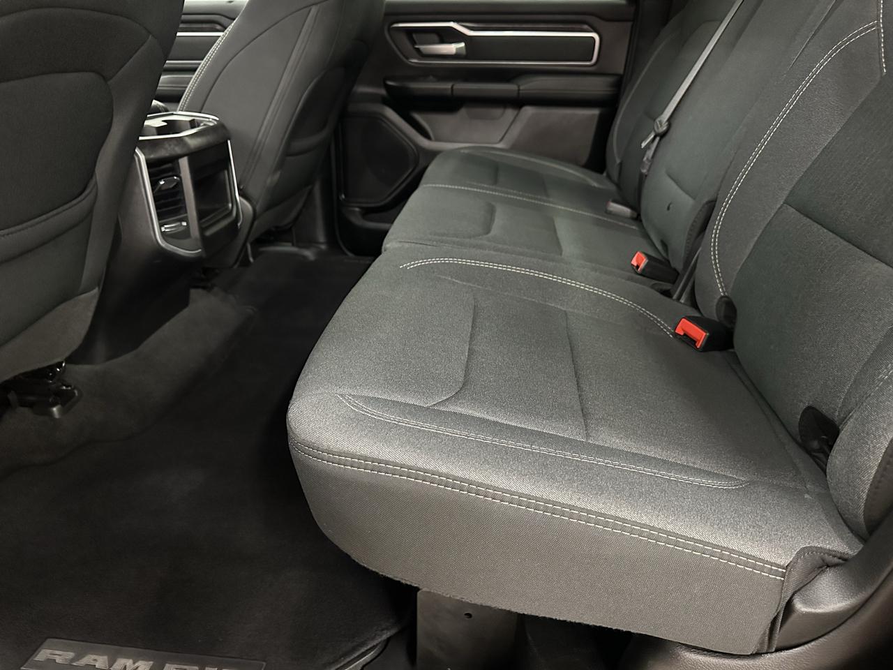 RAM 1500 Lone Star Crew Cab SB 4WD 2022