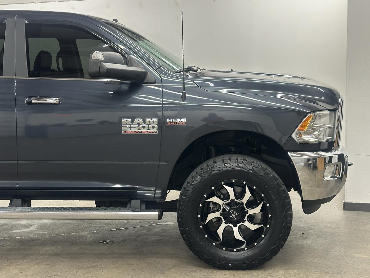 RAM 2500 SLT Crew Cab SWB 4WD 2018