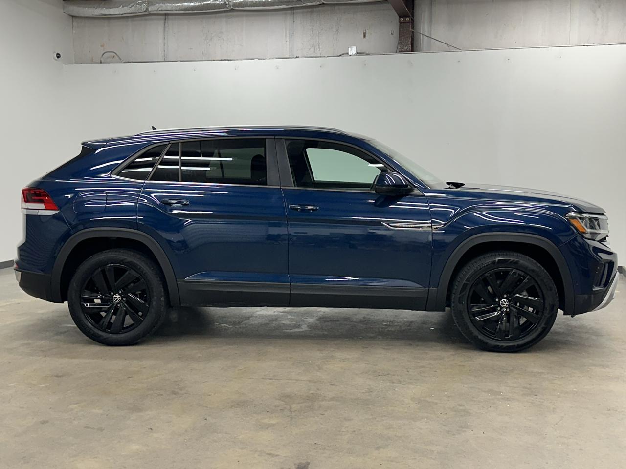 Volkswagen Atlas Cross Sport SE w/Technology 2022