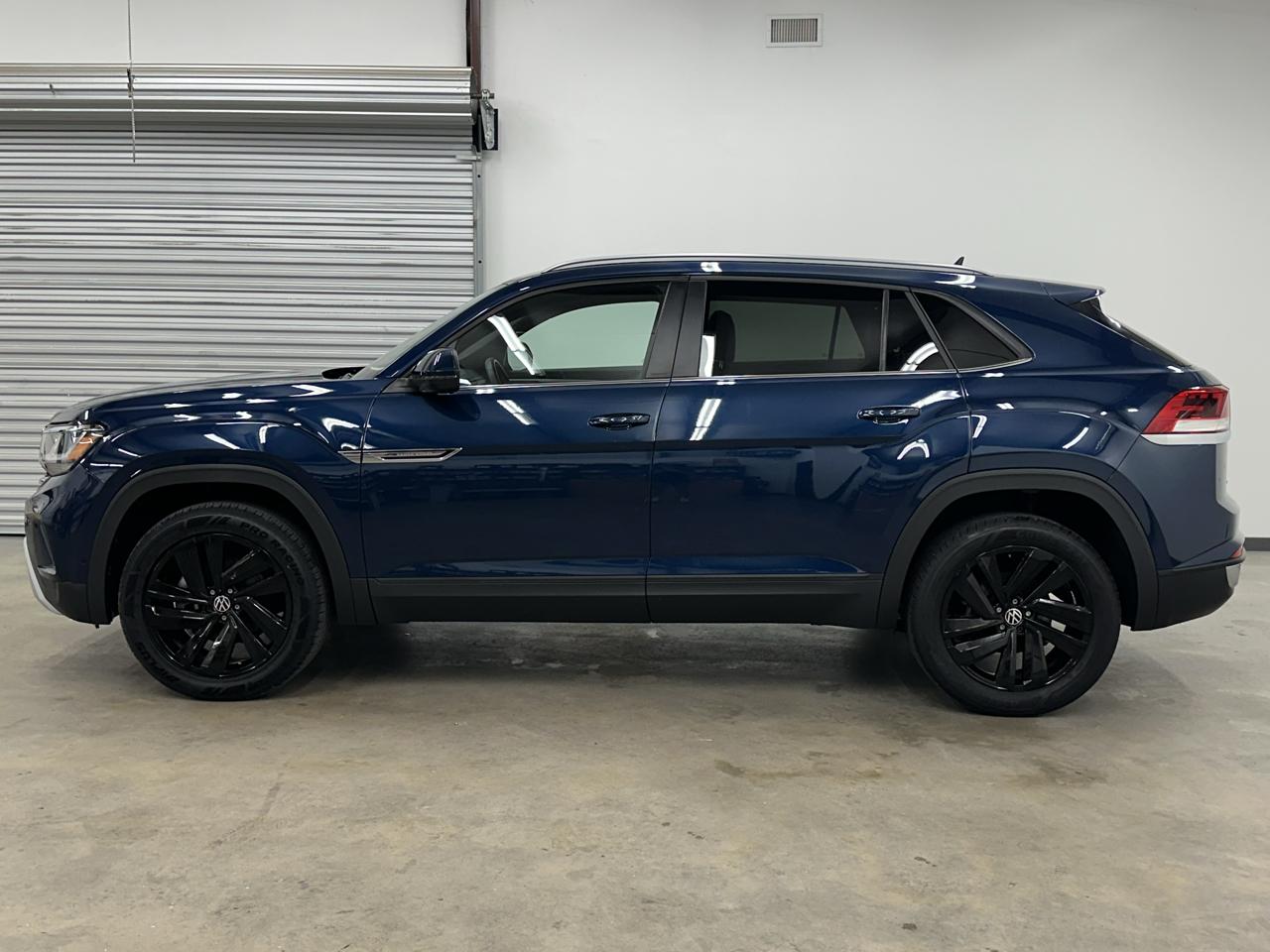 Volkswagen Atlas Cross Sport SE w/Technology 2022