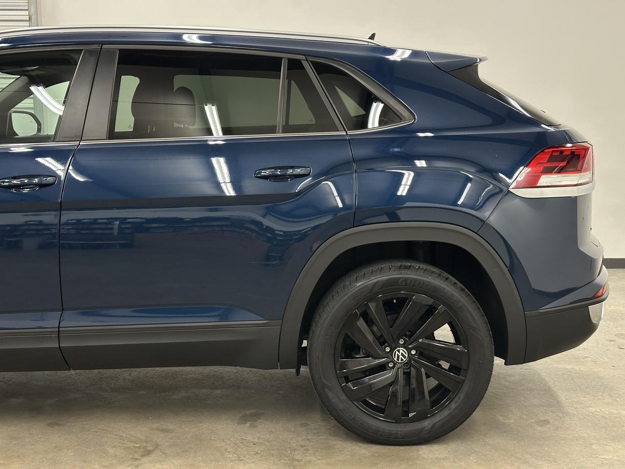 Volkswagen Atlas Cross Sport SE w/Technology 2022