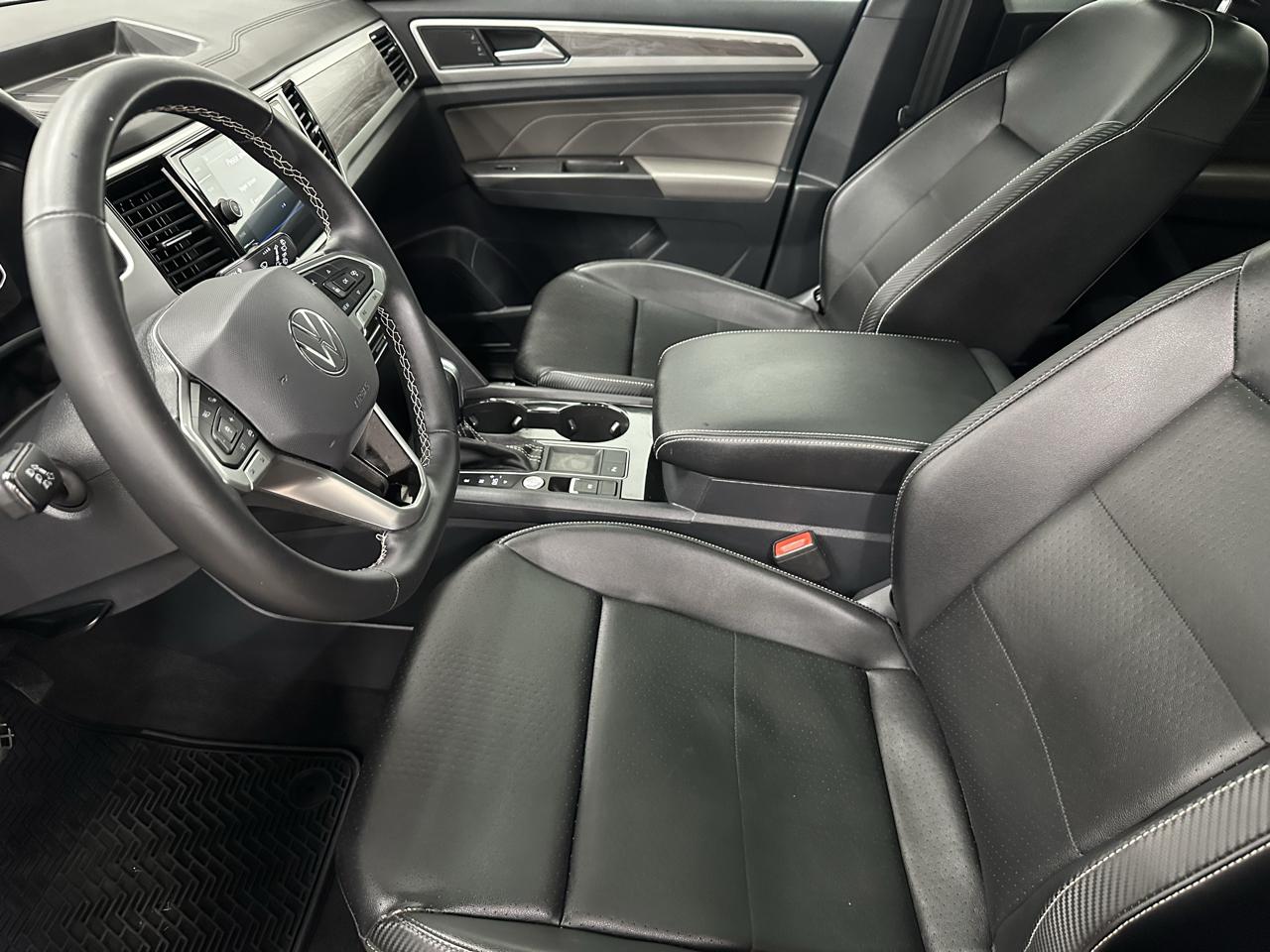 Volkswagen Atlas Cross Sport SE w/Technology 2022