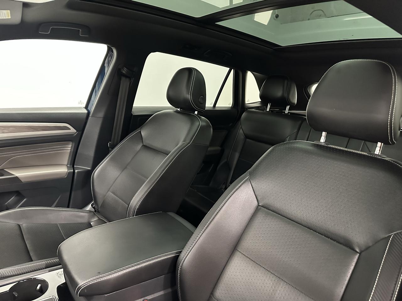 Volkswagen Atlas Cross Sport SE w/Technology 2022