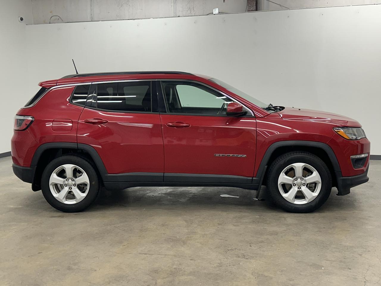 Jeep Compass Latitude FWD 2019