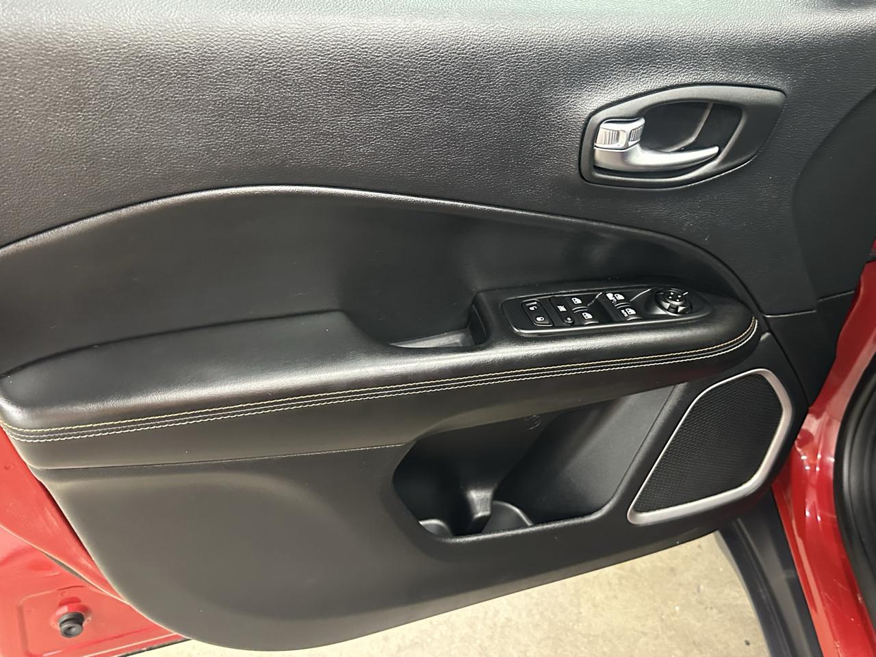 Jeep Compass Latitude FWD 2019