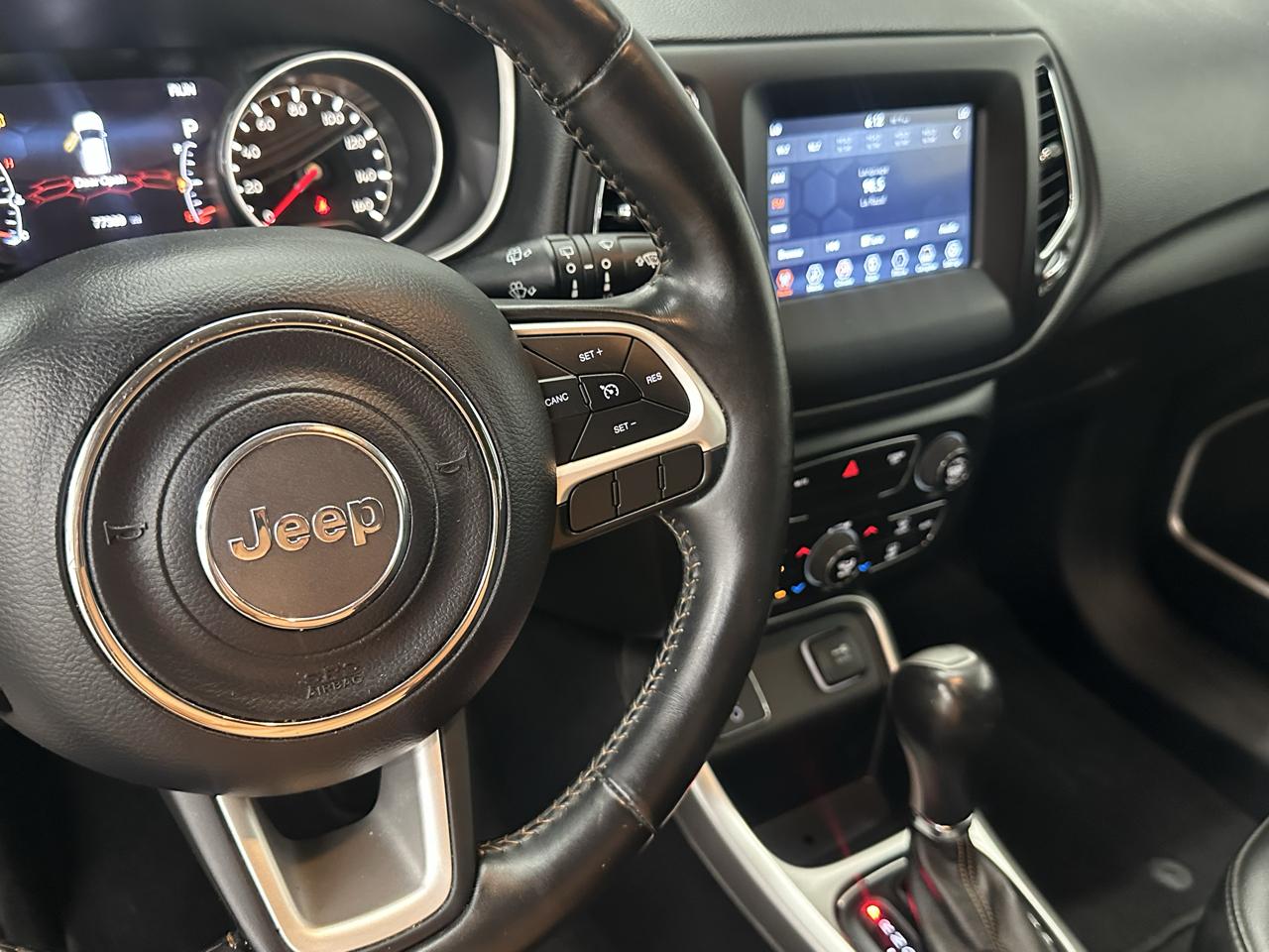 Jeep Compass Latitude FWD 2019