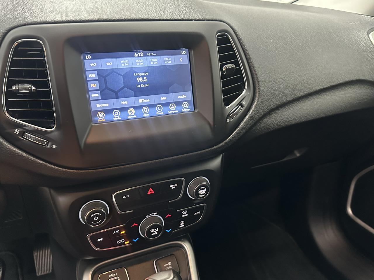 Jeep Compass Latitude FWD 2019