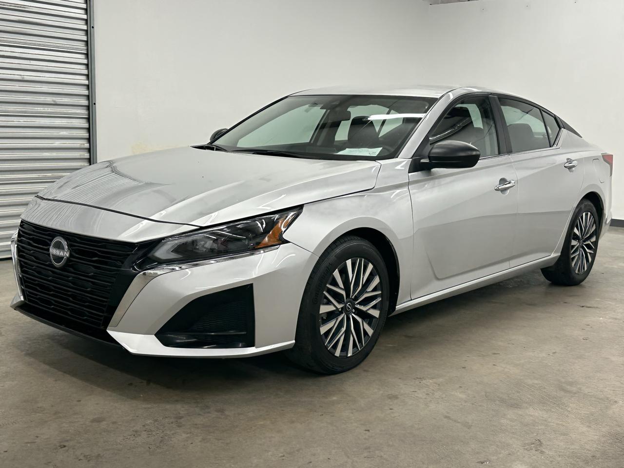 Nissan Altima 2.5 SV 2025