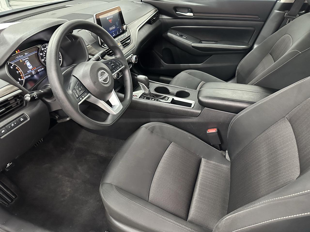 Nissan Altima 2.5 SV 2025