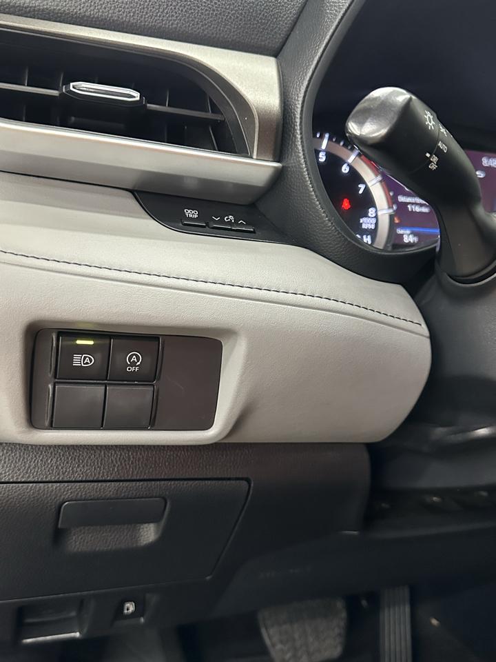 Toyota Highlander Others 2023