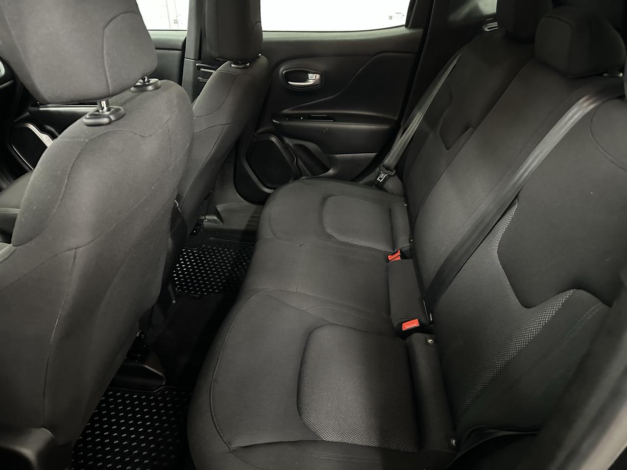 Jeep Renegade Latitude 2023