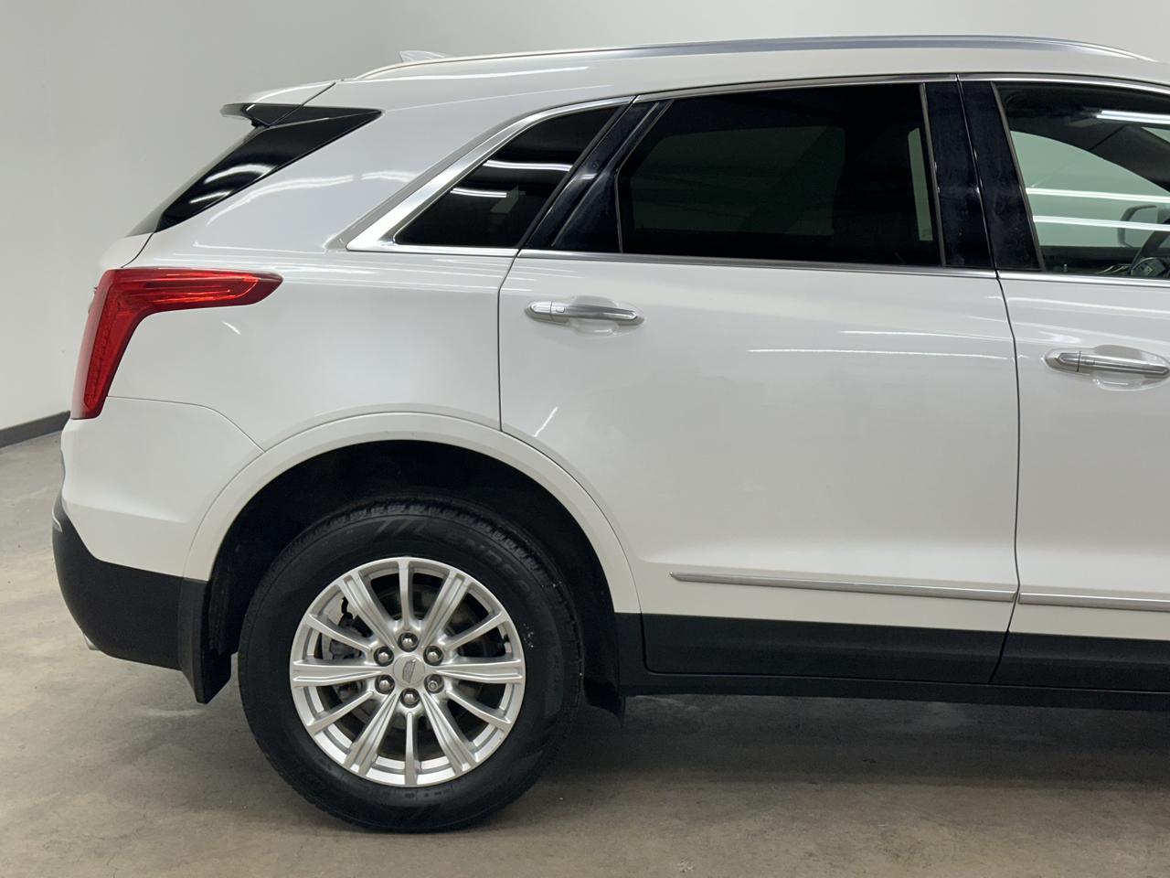 Cadillac XT5 Base 2017