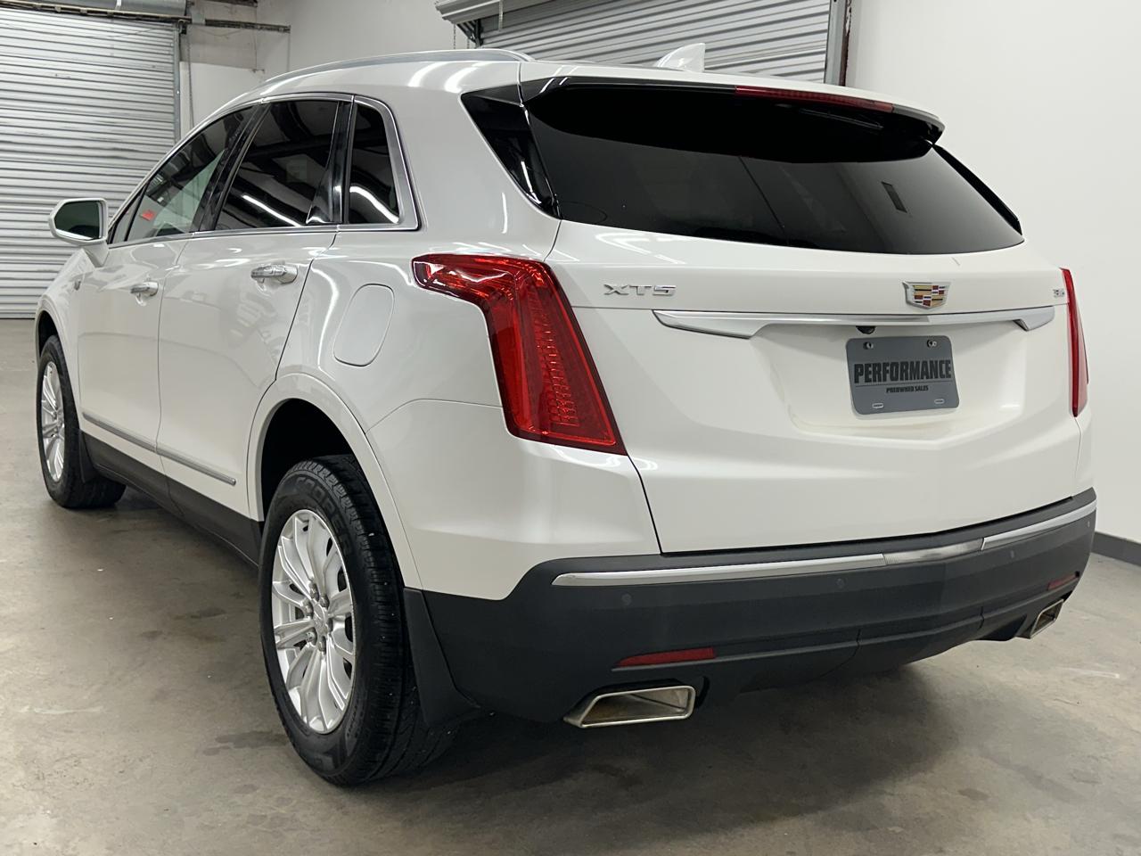 Cadillac XT5 Base 2017
