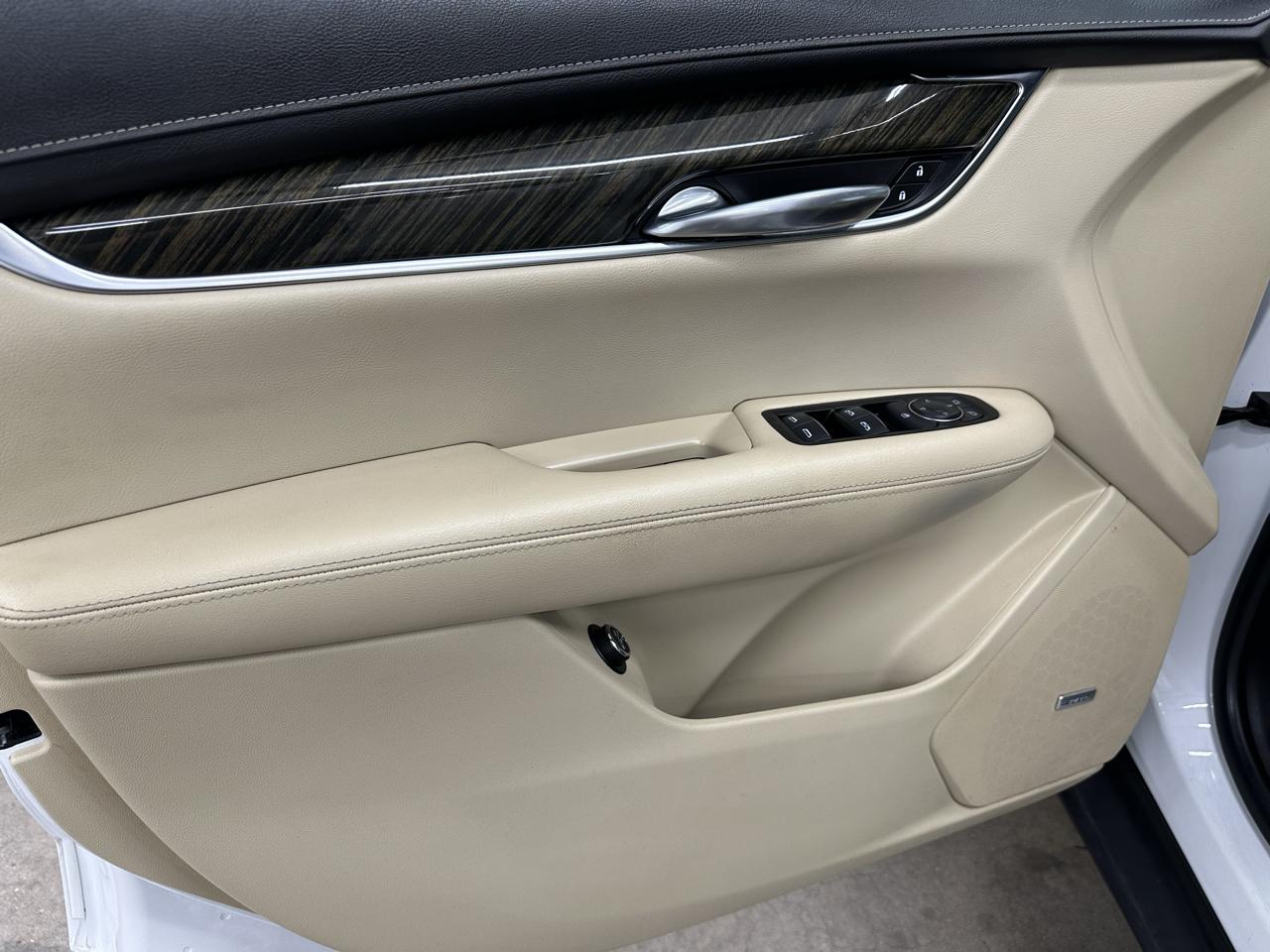 Cadillac XT5 Base 2017