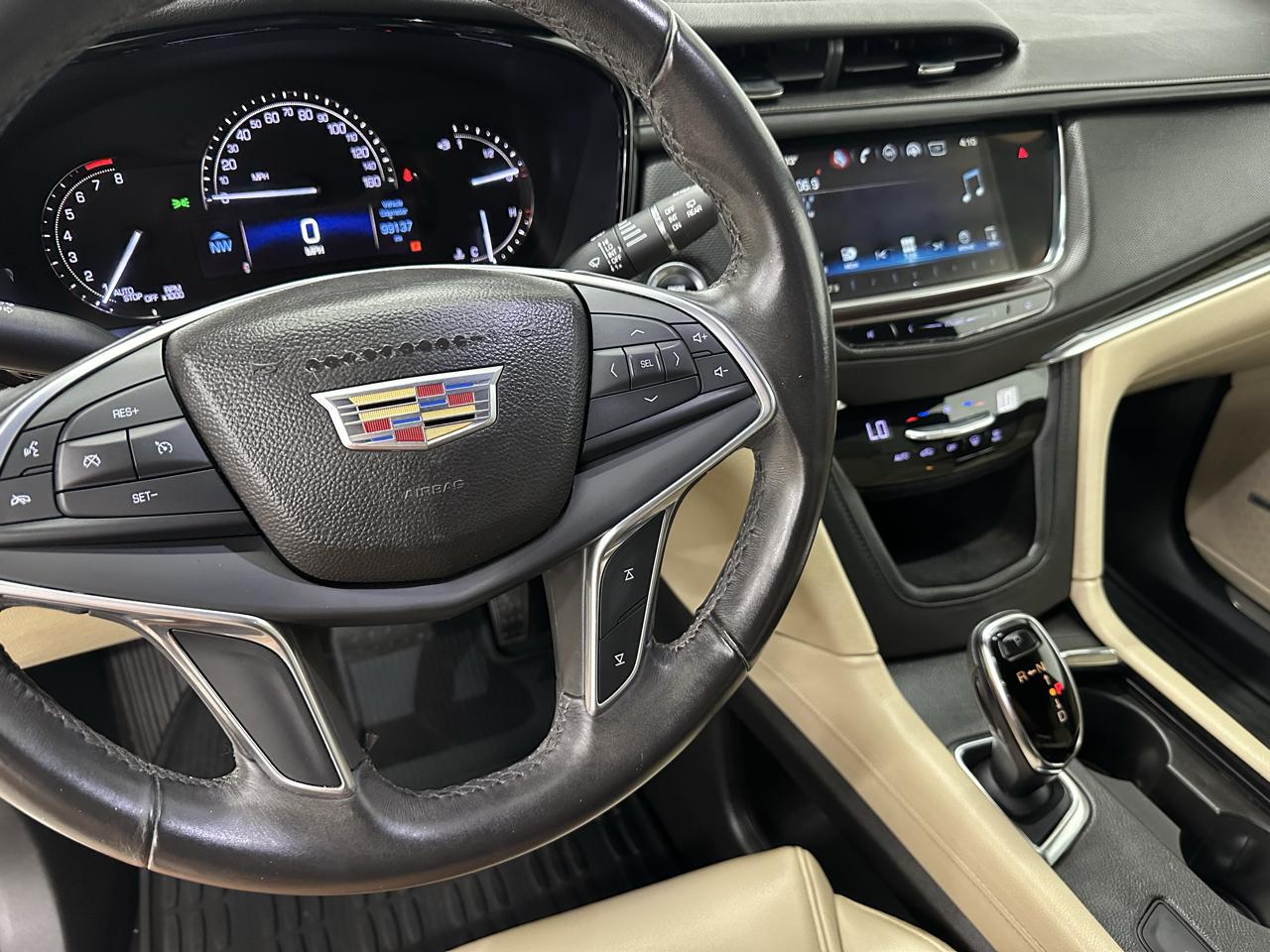 Cadillac XT5 Base 2017