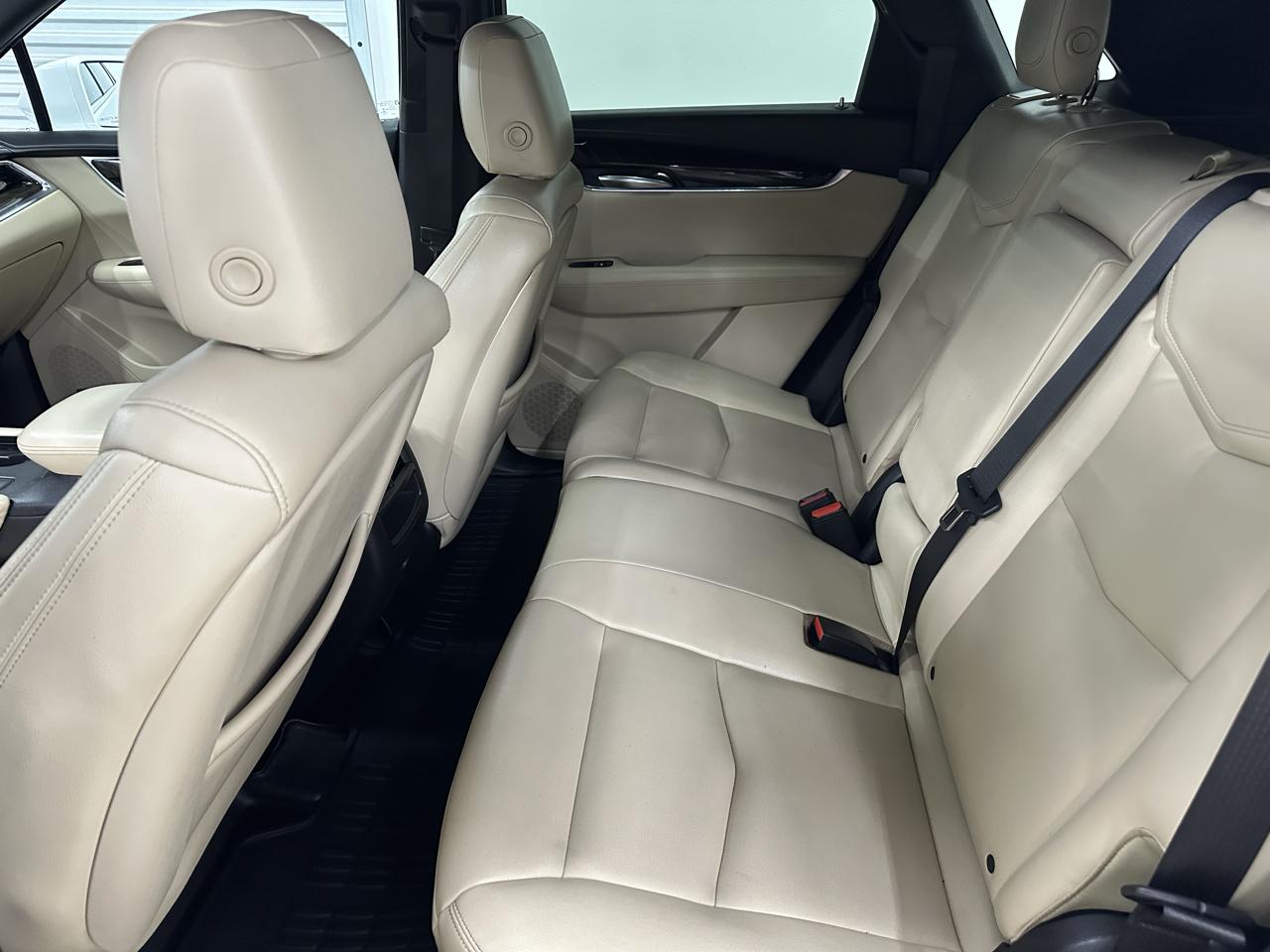 Cadillac XT5 Base 2017