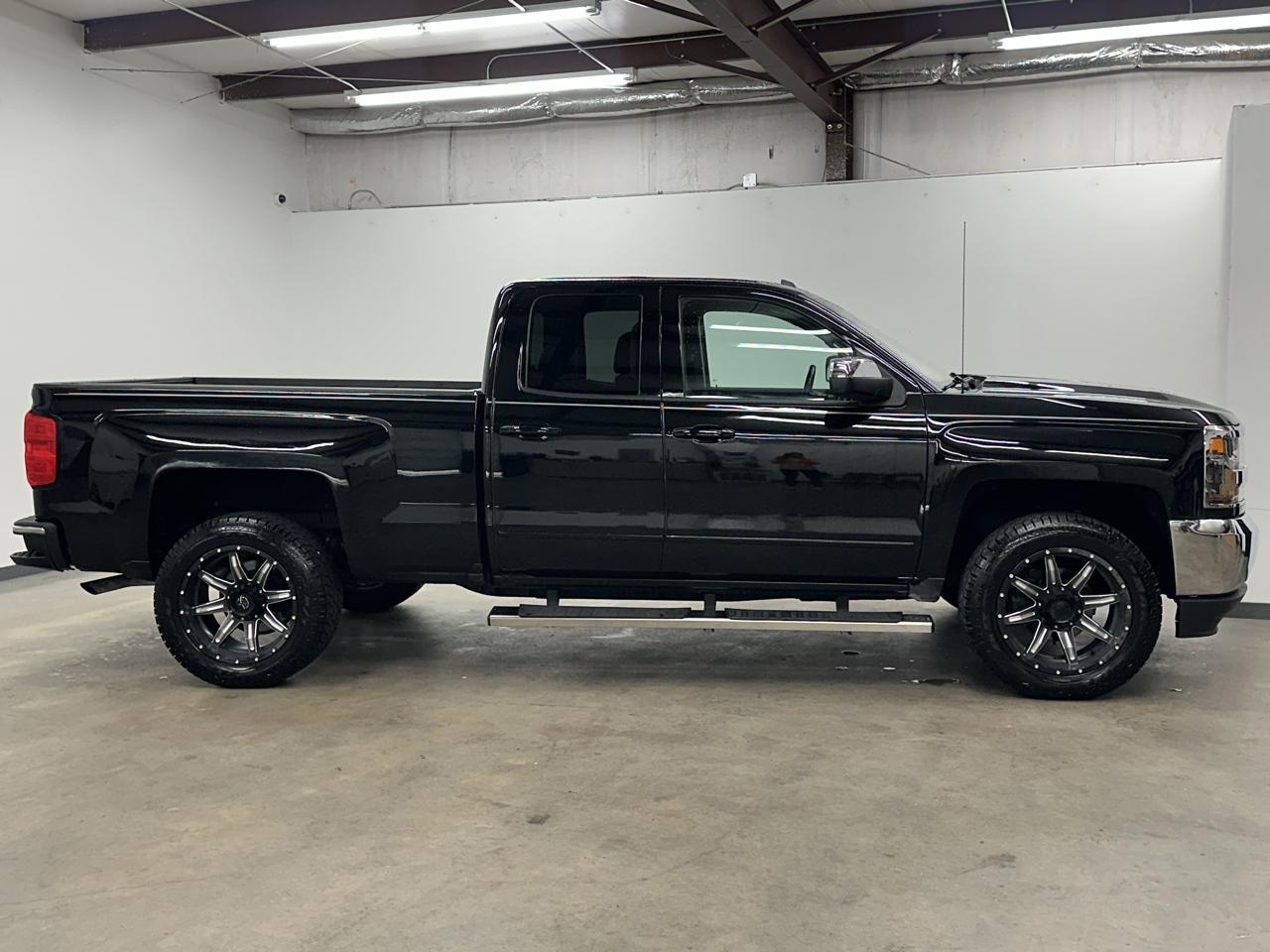 Chevrolet Silverado 1500 LT Double Cab 2WD 2018