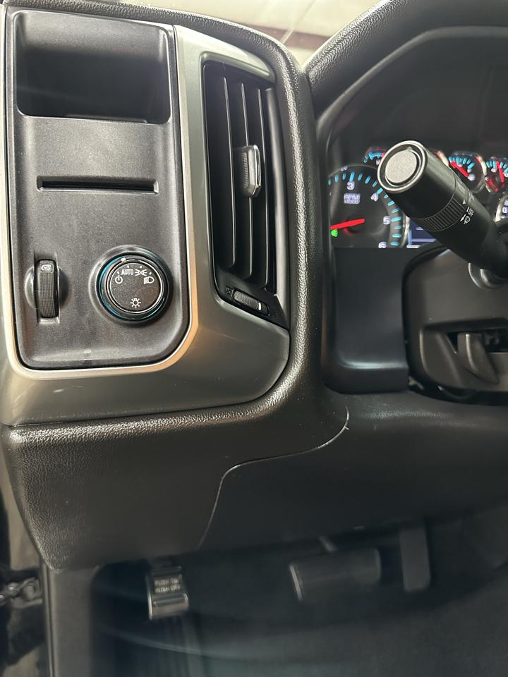 Chevrolet Silverado 1500 LT Double Cab 2WD 2018