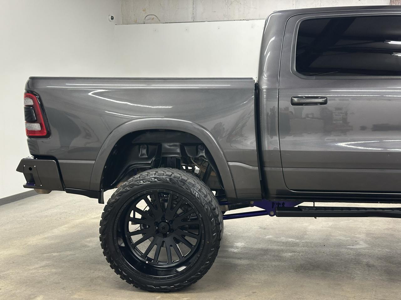 RAM 1500 Laramie Crew Cab SWB 4WD 2020