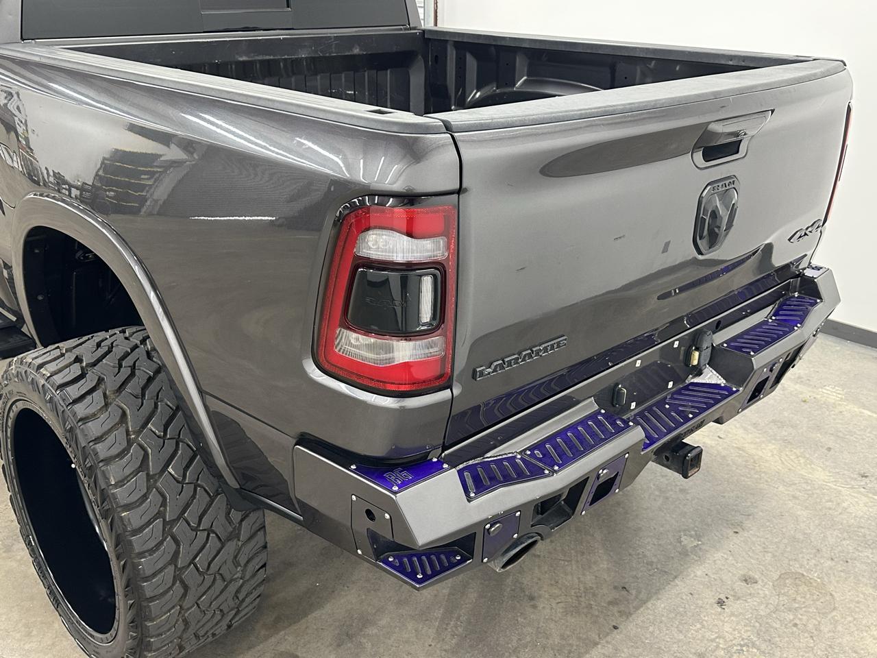 RAM 1500 Laramie Crew Cab SWB 4WD 2020